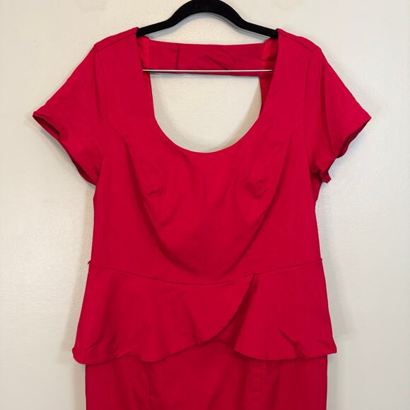 Torrid Pencil Bodycon Mini Dress 14 Red Retro Peplum Open Back Cap Sleeve Career - Picture 3 of 9